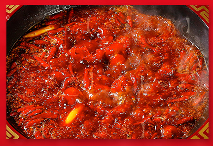 清油火鍋底料是什么樣的，有麻辣的嗎？